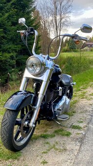 Harley Davidson FLD Switchback 1700 - 4