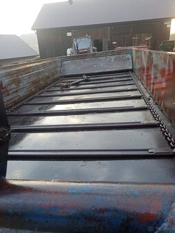 Rozrzutnik obornika jednoosiowy Agromet Czarna Białostocka 3 - 4