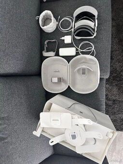 Apple Vision Pro 256 GB - 4