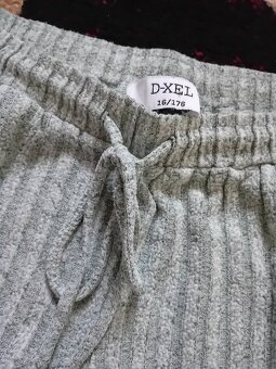 Spodnie prazkowane - 4