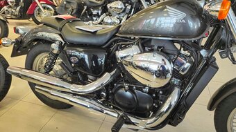7000 km honda vt 750 s 2010 roku - 4