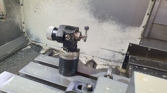 Haas Automation VF-3YT/50 - Centrum obróbcze Pionowe - 4