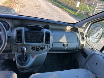 Opel vivaro - 4