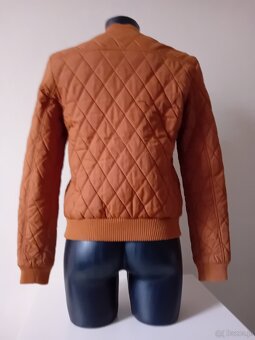 Kurtka bomberka pikowana - 4