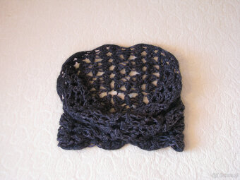 Ażurkowy szal – komin w kolorze ciepłego grafitu - 4