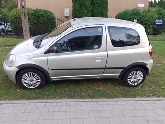 Toyota Yaris 1 - 4