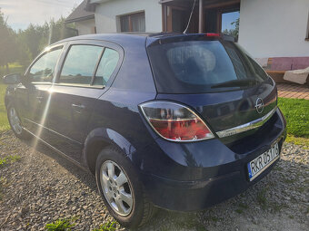 Sprzedam Opel Astra 1.6 rocznik 2007 - 4