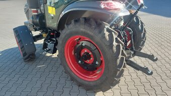 Ciągnik JINING AW504 z tablicą rejestracyjną stanu - 4