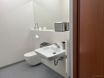 Gabinety lekarskie, fizjoterapeutyczne, kosmetyczne. - 4