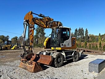 LIEBHERR A 914 COMPACT KOPARKA KOŁOWA 2014R | Liebherr R 914 - 4