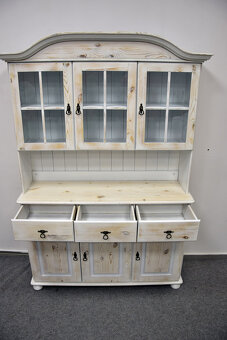 kredens z drewna sosnowego - jak nowy - 4