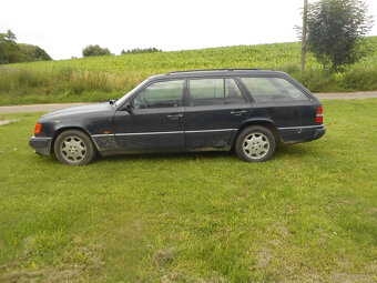 124-200benz-kombi - 4