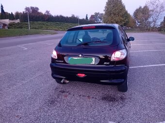 Peugeot 206 - 4