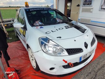 Renault Clio 3 rs rallye - 4