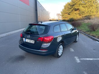 Opel Astra J - 4