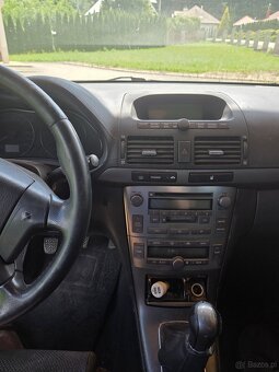 Toyota Avensis - 4