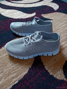 Buty sportowe damskie - 4