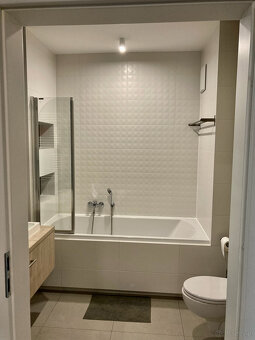 Oferuję do wynajęcia mieszkanie 60m2+garaż+komórka Żoliborz - 4