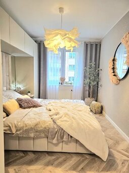 3 pokoje, 51.60m2, balkon, I piętro, po remoncie, Os.Korczak - 4