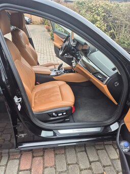 BMW 530 xDrive Luxury - 4