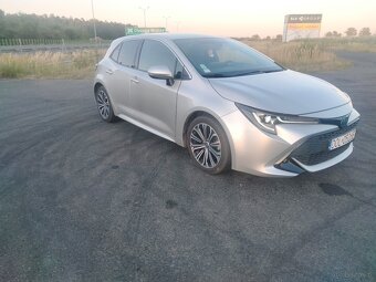 Toyota corolla 1.8 hybryda + lpg - 4