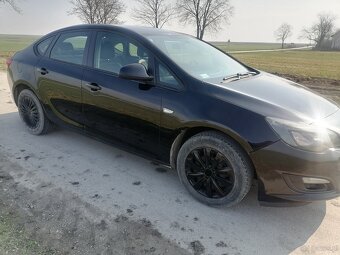 Opel Astra j z 2016r sil 1,4 turbo +lpg - 4