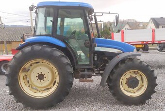 Traktor New Holland TD80D - 4