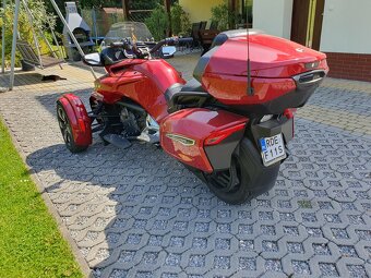 Can-am Spyder F3 - 4