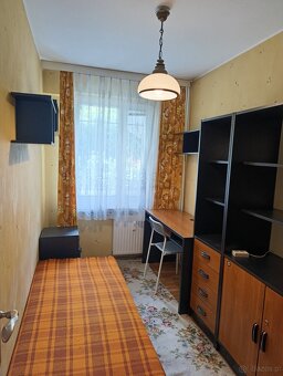 Wynajmę mieszkanie 3 pokojowe 2.000,- /studenci ,studentki - 4