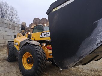 JCB 560 - 80 AgriSuper - 4