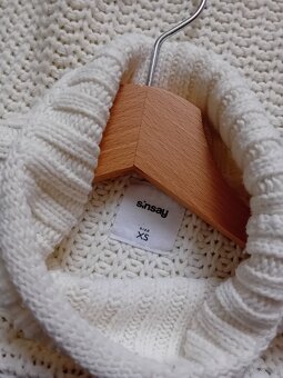 Sweter z golfem oversize - 4