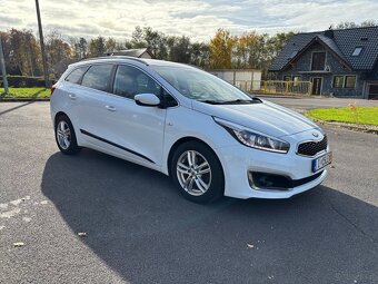 Cee'd 1.6 2017 rok lift Full opcja - 4