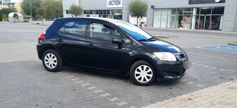 Sprzedam Toyotę Auris 1.4 d4d - 4