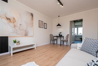 Mieszkanie o powierzchni 38.68m2, balkon, IV p., os. Asnyka - 4