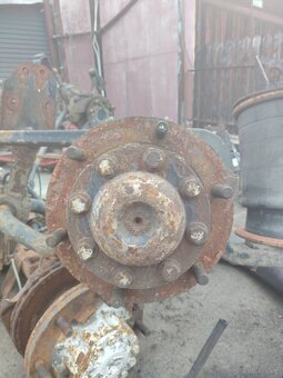 Man LE 180 C tylny most - 4