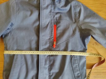 2 v 1 kurtka Under Armour 140–145 cm / 10 let - 4