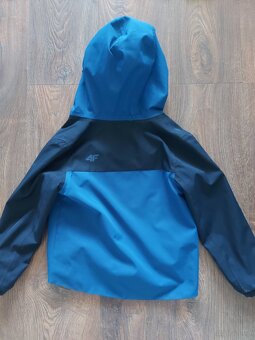 Kurtka wiatrowka 4f - 4