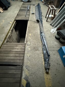 Kompletna plandeka zwijana na skrzynię ładunkową - 4