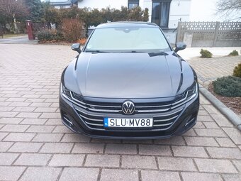 VW Arteon Shooting Brake 2022 2.0 benzyna 190 - 4