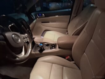Sprzedam jeep grand cherokee-uszkodzony - 4