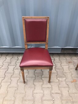 Stylowy stół z krzesłami - 4