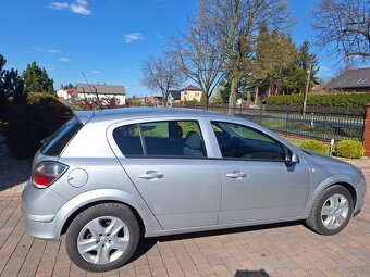 ASTRA 1,7CDTI  2011rok - 4