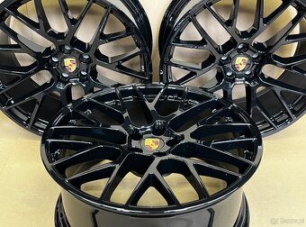 Porsche Macan RS Spyder 95B 9,5x21 ET27 10Jx21 ET19 - 4