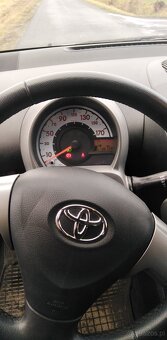 Sprzedam Toyote Aygo - 4