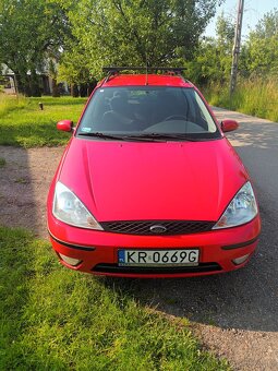 Focus  1388cm3, kombi, czerwony, 2003 - 4