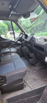 Sprzedam busa Renault Master - 4