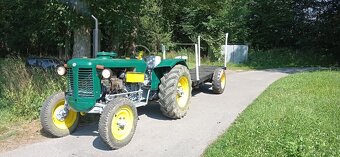 jednoosiową przyczepę rolniczą z hydraulicznym wywrotem - 4