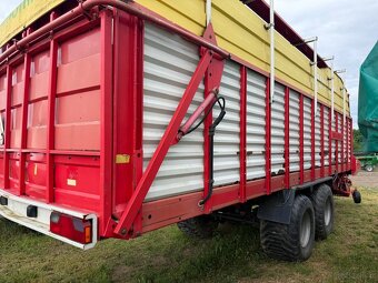 Przyczepa samozbierająca Pottinger Jumbo 8000 sprowadzona ce - 4