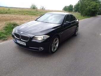 BMW F10 seria 5 3.0 Benzyna Niski Przebieg - 4