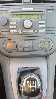 Ford C MAX   . 2006 R.  GHIA   2.0 CDTI  diesel - 4